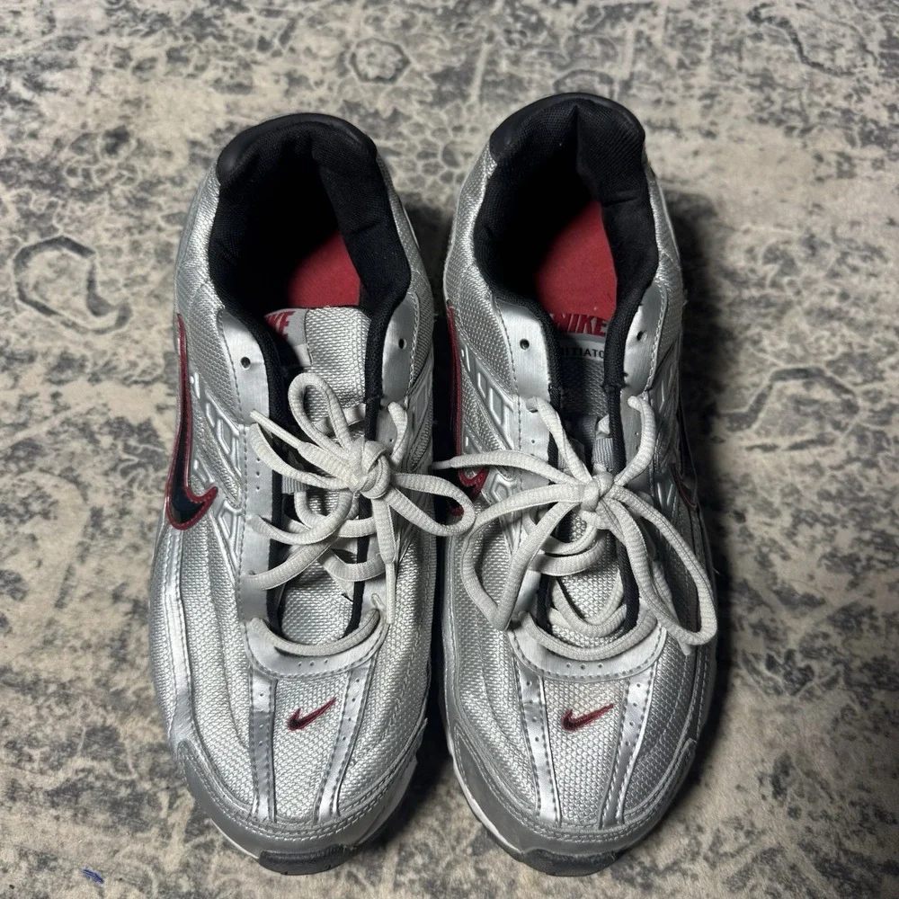 Authentic Nike Initiator Metallic Silver Red No Box Men Size 9